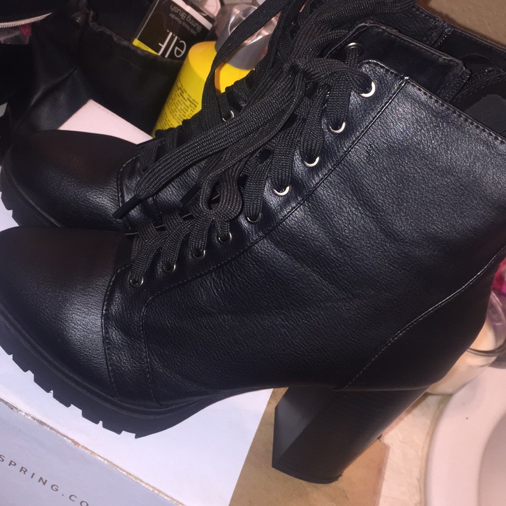 Black Boots Heeled combat boots